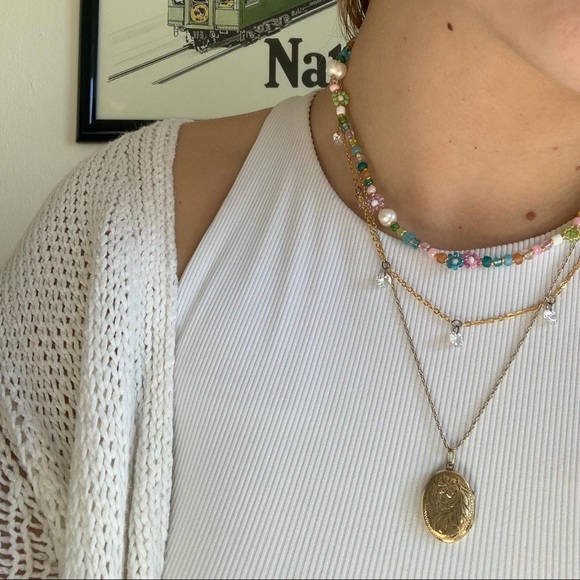 Meet your Posher, Jennie - Picture 3 of 7